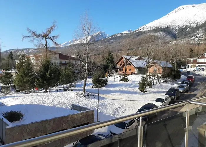 Liana Hrebienok C107