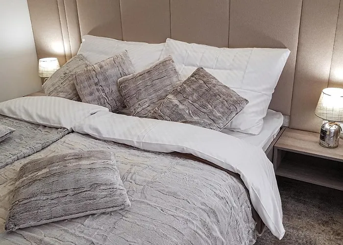 Liana Hrebienok C107 *